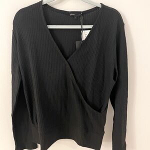 Gibson v-neck light sweater - NWT